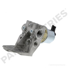 Cargar imagen en el visor de la galería, PAI 180106 CUMMINS 4935005 FUEL TRANSFER PUMP (12 VDC) (3990071, 3939894, 3949085, 4935005, 5362269) (USA)