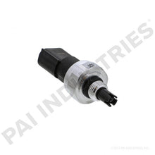 Charger l&#39;image dans la galerie, PAI 450637 NAVISTAR 4051001C2 DUAL FUNCTION A/C SWITCH (PRESS / TEMP)