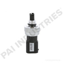 Charger l&#39;image dans la galerie, PAI 450637 NAVISTAR 4051001C2 DUAL FUNCTION A/C SWITCH (PRESS / TEMP)