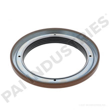 Charger l&#39;image dans la galerie, PAI BOS-6971 MACK 88AX424 REAR WHEEL SEAL (32QJ240, 1204-370069A) (USA)