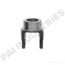 Charger l&#39;image dans la galerie, PAI 960062 DANA 10-4-183 STEERING END YOKE (ISR) (1-1/4&quot; SHAFT) (1000) (USA)