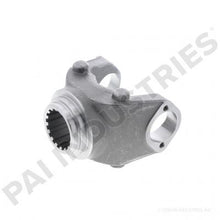 Cargar imagen en el visor de la galería, PAI BCY-6819 MACK 2104645071X BEARING PLATE YOKE