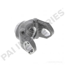 Cargar imagen en el visor de la galería, PAI BCY-6821 MACK 171MU52P27 BEARING PLATE YOKE