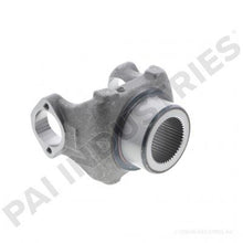 Cargar imagen en el visor de la galería, PAI BCY-6827 MACK 171MU52P31 BEARING PLATE YOKE (1700 / 1710)