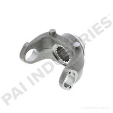 Charger l&#39;image dans la galerie, PAI BCY-7199 MACK / DANA 6.5-4-1891 BEARING PLATE DRIVE YOKE (1810)