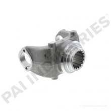 Charger l&#39;image dans la galerie, PAI BCY-7199 MACK / DANA 6.5-4-1891 BEARING PLATE DRIVE YOKE (1810)