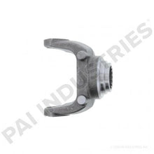 Charger l&#39;image dans la galerie, PAI BCY-7199 MACK / DANA 6.5-4-1891 BEARING PLATE DRIVE YOKE (1810)