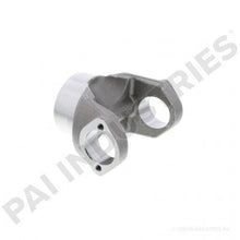 Cargar imagen en el visor de la galería, PAI JTY-8242 MACK 628347 OUTSIDE SNAP RING TUBE YOKE