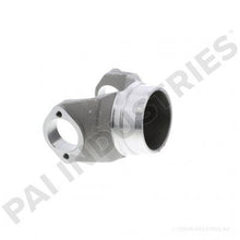 Cargar imagen en el visor de la galería, PAI JTY-8242 MACK 628347 OUTSIDE SNAP RING TUBE YOKE