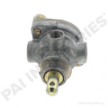 Charger l&#39;image dans la galerie, PAI LPP-3619 MACK 745-276567 PUSH PULL VALVE (PP-1) (40 PSIG) (385975C91)