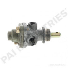 Charger l&#39;image dans la galerie, PAI LPP-3619 MACK 745-276567 PUSH PULL VALVE (PP-1) (40 PSIG) (385975C91)