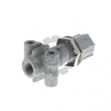 Cargar imagen en el visor de la galería, PAI LPR-5719 MACK 745277215 PRESSURE REDUCING VALVE (30 PSIG) (277215)